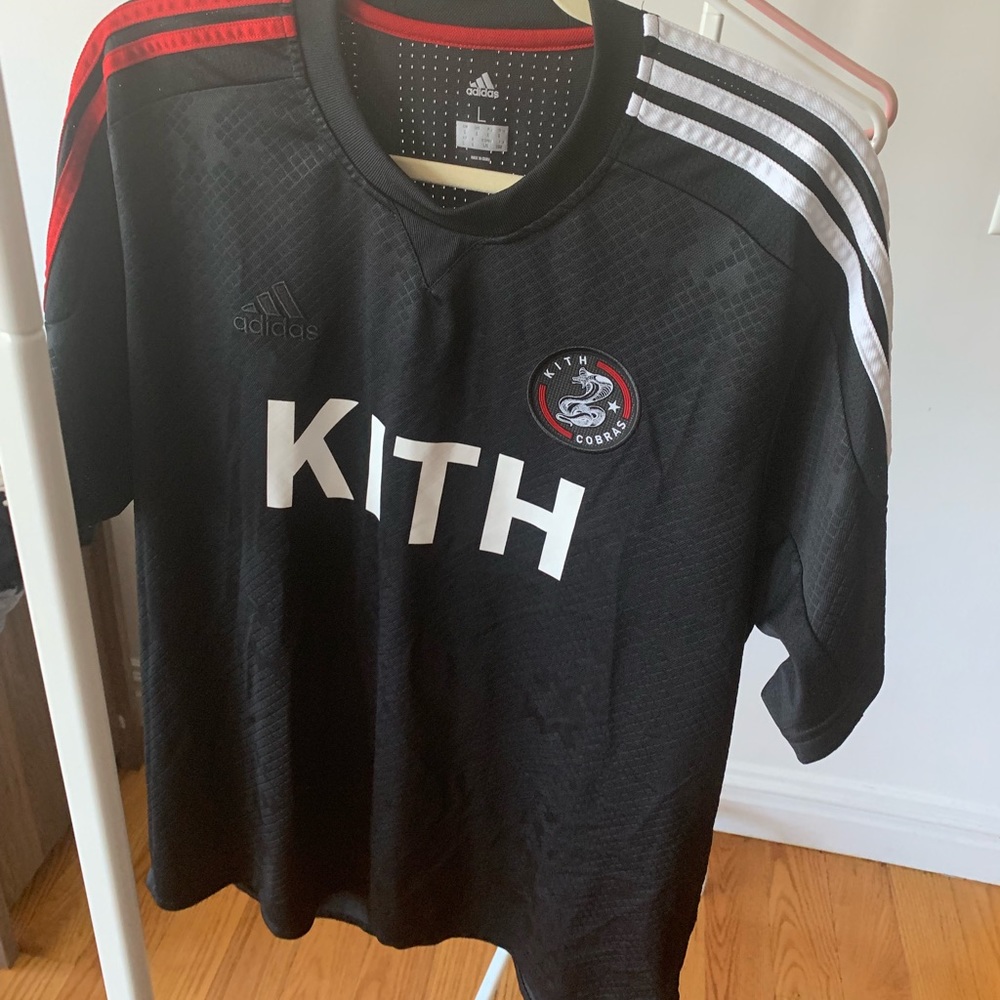 Men’s KITH x Adidas shirt